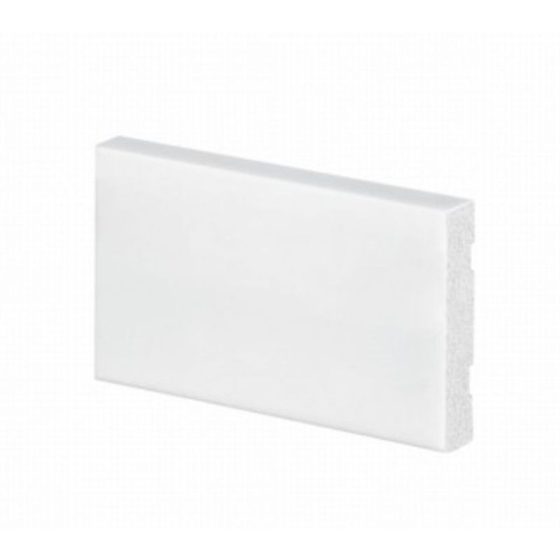 Guarnicao-Poliestireno-Liso-Branco-05x10x225cm
