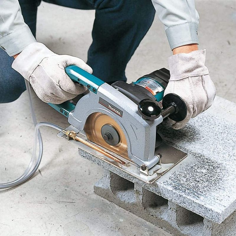 Serra-Marmore-7.1-8---180mm--1400W-4107R-220V-Makita
