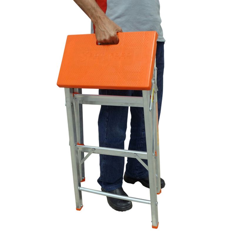 Banqueta-Escada-de-Aluminio-3-Degraus-064cm-120Kg