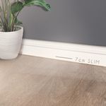 Guarnicao-Poliestireno-Slim-Branco-Frisado-7x10x240cm