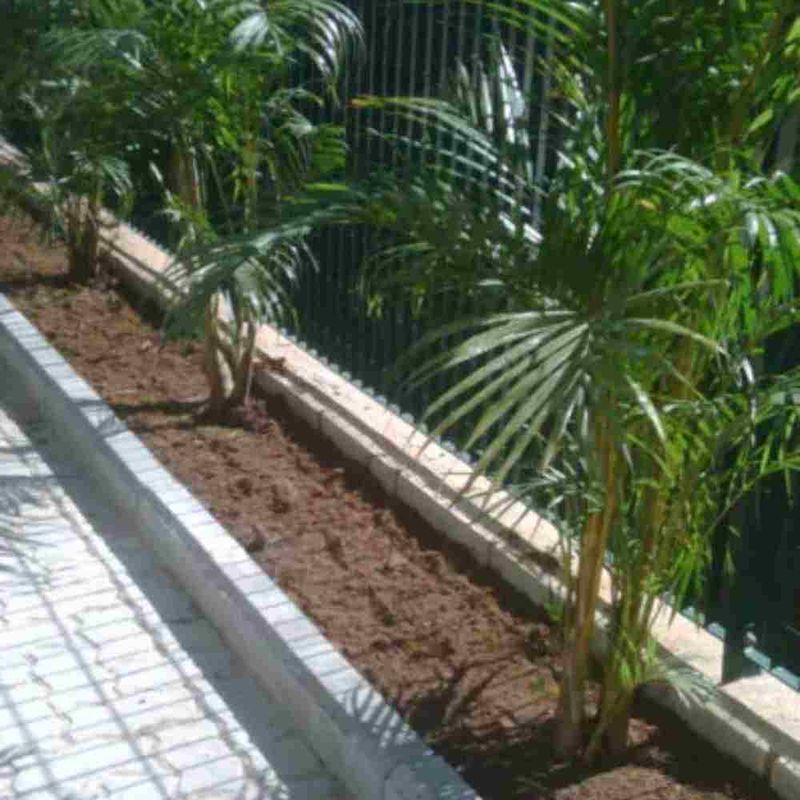 Guia-Cimenticio-para-Jardim-Natural-19x39x9cm-Itauara