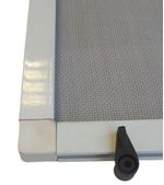 Trava-de-Encaixe-para-Tela-Mosquiteira-em-Nylon-Preta-04-Pecas