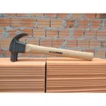 Martelo-Profissional-Tamboreado-N27-Cabo-Madeira-Momfort