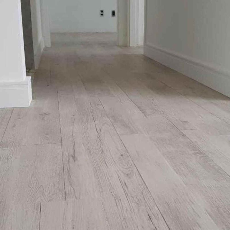 Piso-Vinilico-Cola-Sofisticato-Gergelin-2mm-18X122cm-caixa-c--390m2