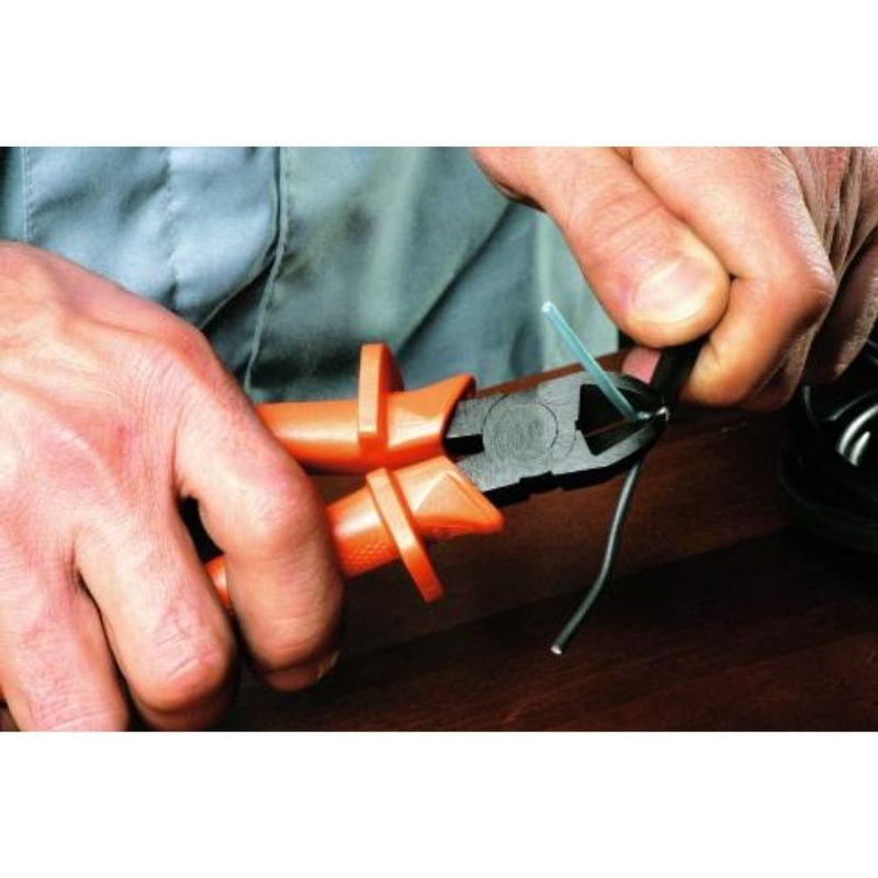 Alicate-Corte-Isolado-1000V-6----15cm-Gedore