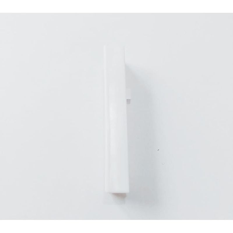 Terminal-Para-Acabamento-de-Rodape-Gelo-Esquerdo-7cm