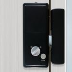 Fechadura-Digital-de-Sobrepor-com-Senha-Papaiz-SL125-Preto