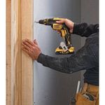 Parafusadeira-Drywall-1-4--20V-a-Bateria-DCF620D2-Brushlles