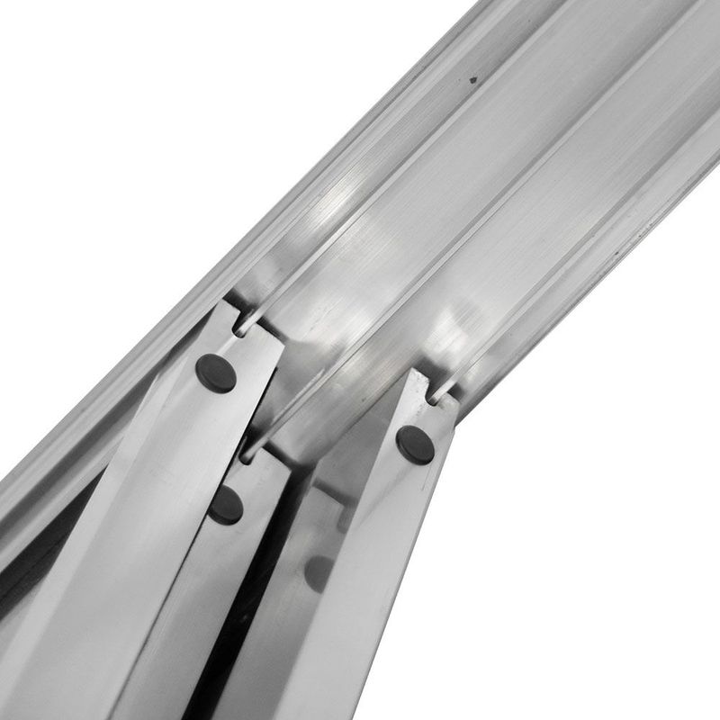 Porta-Balcao-Veneziana-3-Folhas-Aluminio-Brilhante-210x120cm