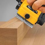 Plaina-Eletrica-3.1-4---82mm--550W-D26676-B2-220V-Dewalt