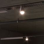 Lampada-de-Emergencia-LED-Pera-9W-Luz-Branca-800-lumens