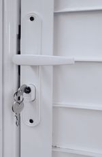 Porta-Laminada-Fechada-Aluminio-Branco-Direito-210x60cm