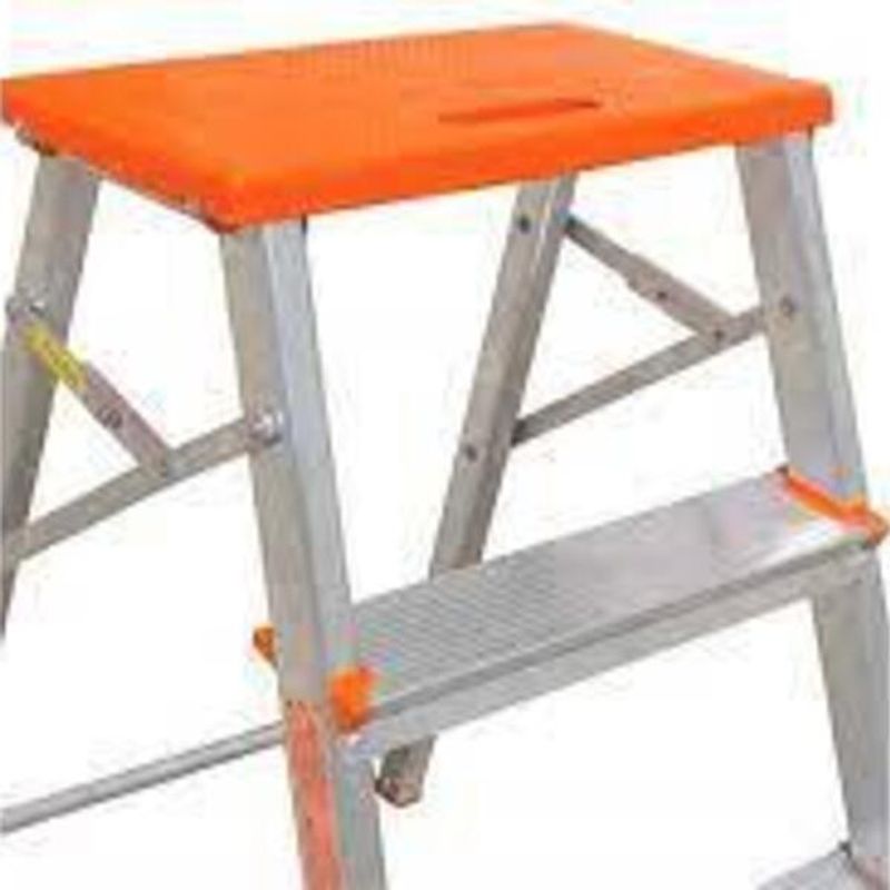 Banqueta-Escada-de-Aluminio-2-Degraus-043cm-ate-120Kg