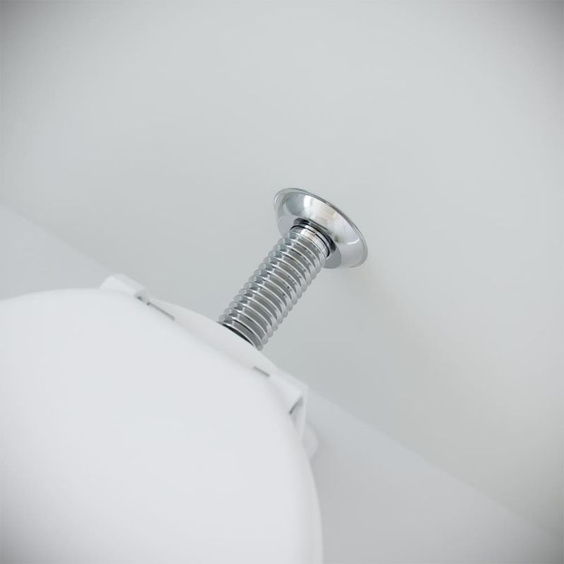 Tubo-de-Ligacao-Rigido-Ajustavel-para-Vaso-Sanitario-Cromado-Blukit
