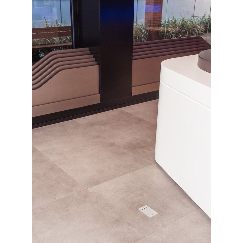 Tampa-para-Caixa-de-Piso-4x2-para-1-Modulo-Liz-em-Aluminio-Cinza