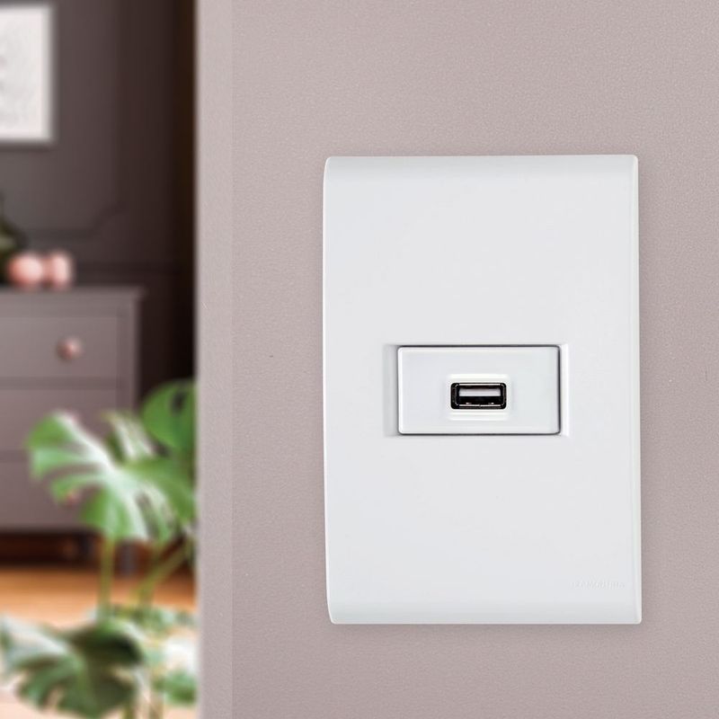 Modulo-Carregador-USB-15A-Bivolt-Branco-Liz