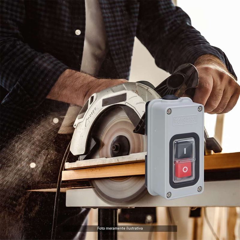 Chave-Liga-Desliga-Tripolar--IP65-5CV-30A-250V-Margirius