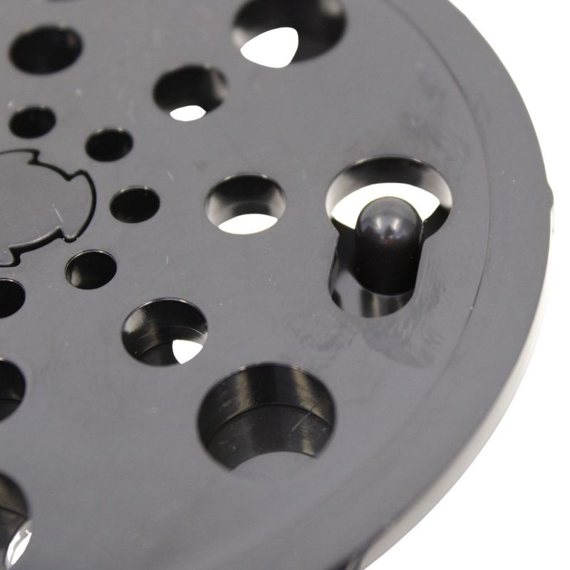 Grelha-Redonda-Abre-e-Fecha-PVC-Preta-10cm-DN100-Estrela