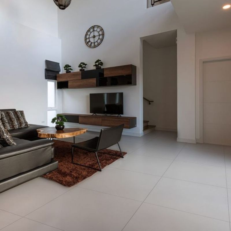 Piso Cimentício Gray Retificado Polido Cinza 75x75cm 3,37m2