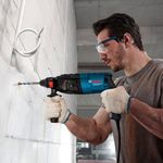 Martelete Perfurador Rompedor SDS-Plus 820W GBH2-24D 7peças 220V Bosch