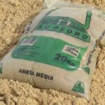Areia Média Lavada 20Kg São Pedro