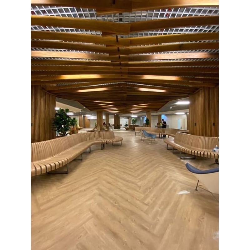 Piso Vinílico Cola Bravo Freijó Claro 3mm 18x122cm caixa c/ 2,6m2