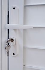 Porta Laminada Fechada Alumínio Branco Direito 210x90cm