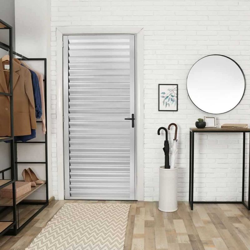 Porta Palheta Alumínio Brilhante com Ventilação Direito 210x90cm