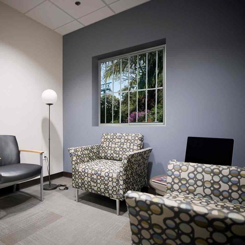 Janela de Correr 2 Folhas com Grade Alumínio Branco 100x150cm