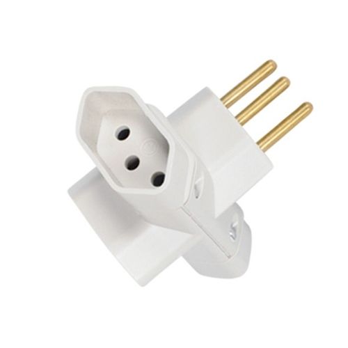 Plugue Benjamim com 3 tomadas 2P+T 10 Amperes 250V Branco