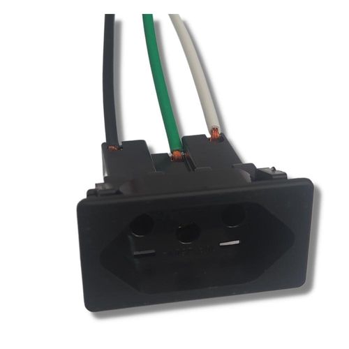 Tomada para Painel Plana 2P+T 10A com Rabicho B.Lux