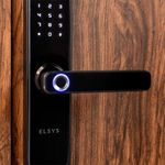 Fechadura Digital de Embutir com Biometria e Wifi DE4000B Preto