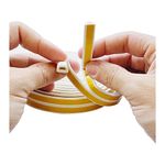 Veda Fresta Auto Adesivo Modelo "D" 2x3mm x 6m Branco