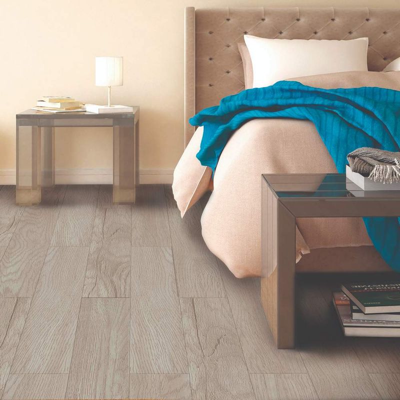 Piso Vinílico Cola Sofisticato Gergelin 2mm 18X122cm caixa c/ 3,90m2