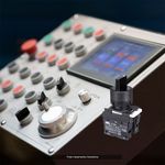 Comutador Rotativo Liga/Desliga/Liga com Pulsador 2NA Margirius